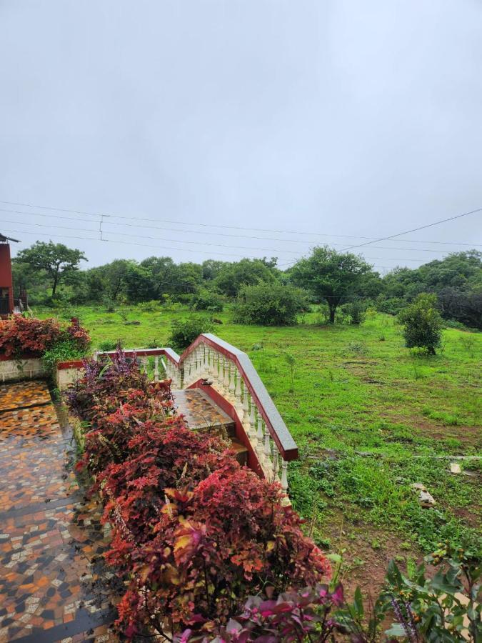 Junglee Nest Holiday Home & Huts Mahābaleshwar Extérieur photo
