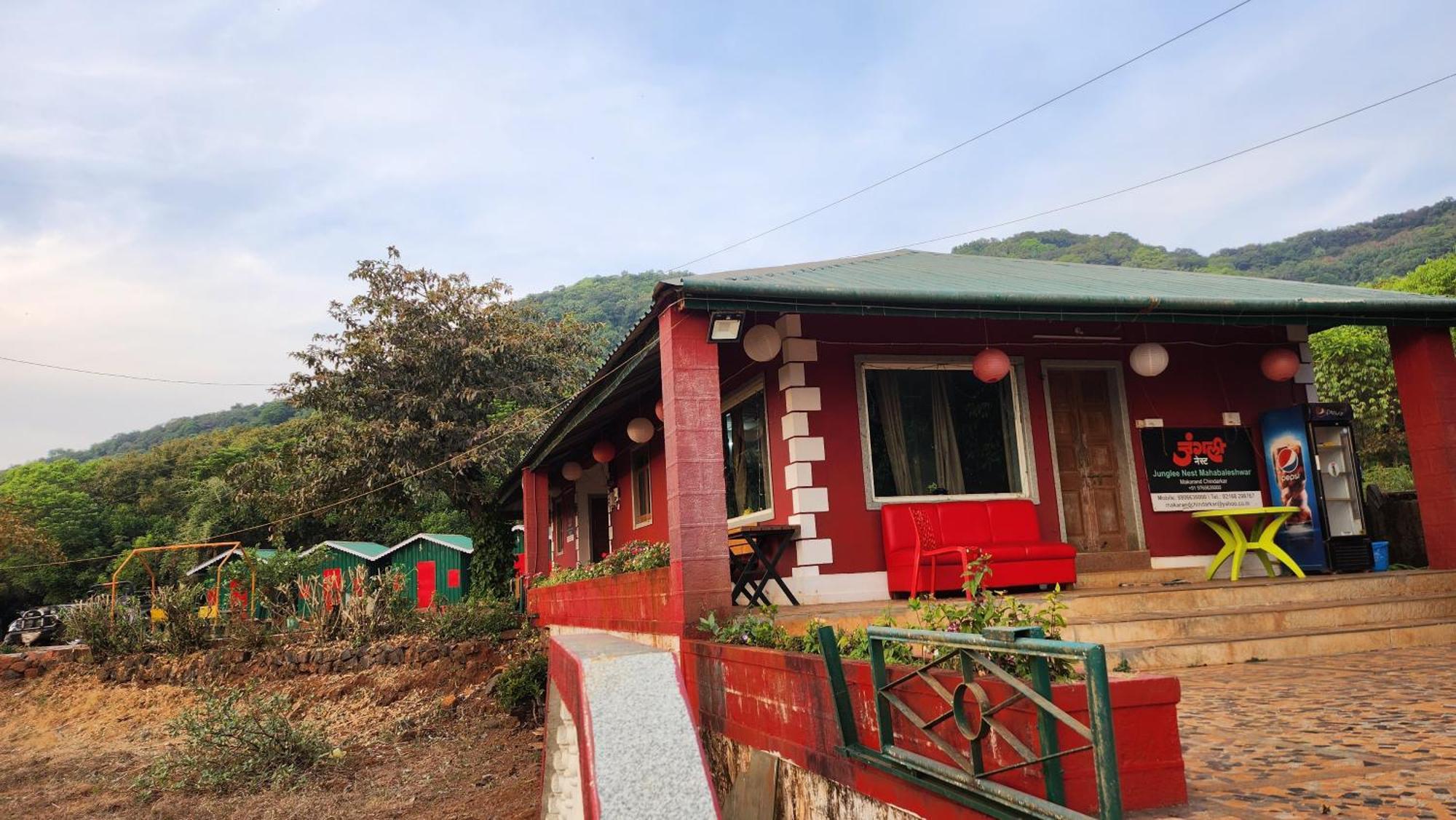Junglee Nest Holiday Home & Huts Mahābaleshwar Extérieur photo