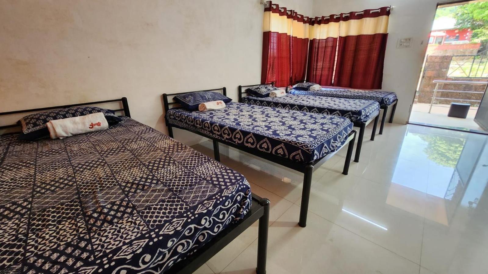 Junglee Nest Holiday Home & Huts Mahābaleshwar Extérieur photo